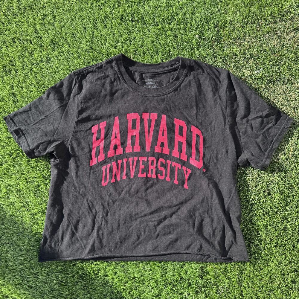 Harvard University Shirt Womens Medium Cropped College Tee T-Shirt Crewneck‎
